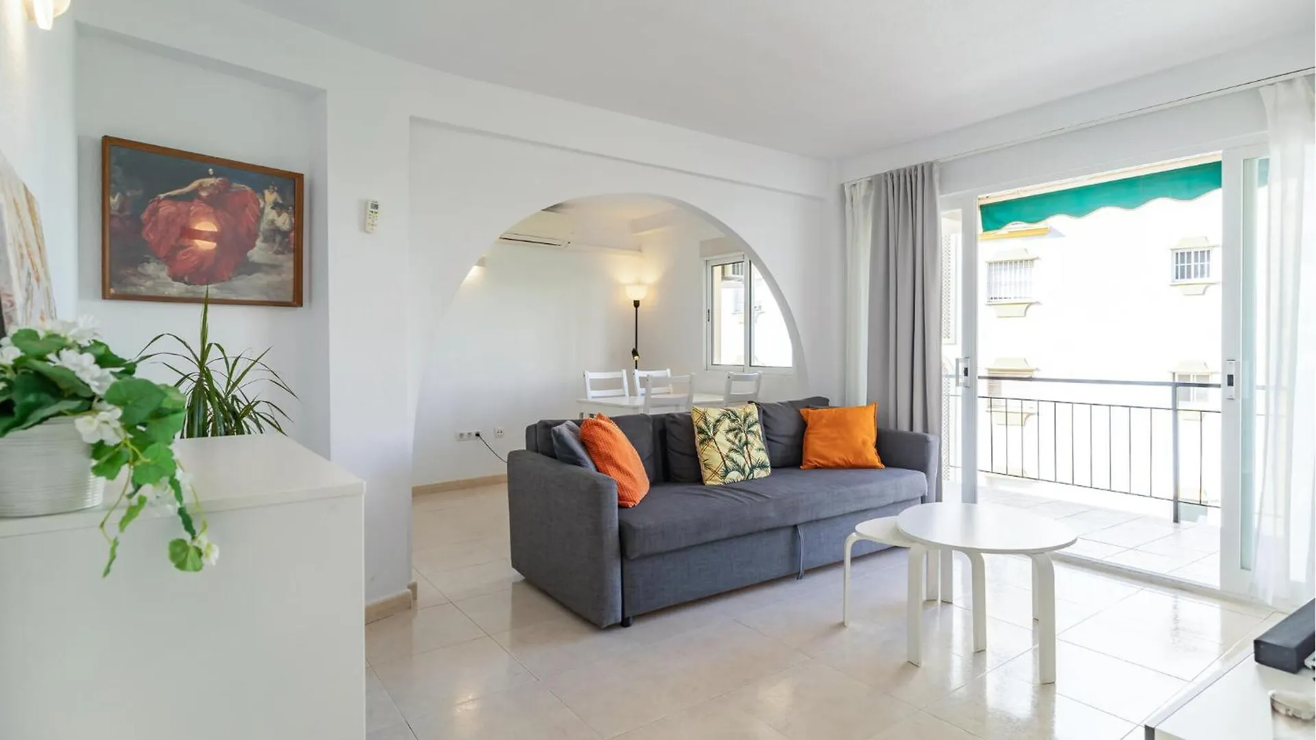 Awesome Apartment In Fuengirola With Wifi 0*,  ספרד